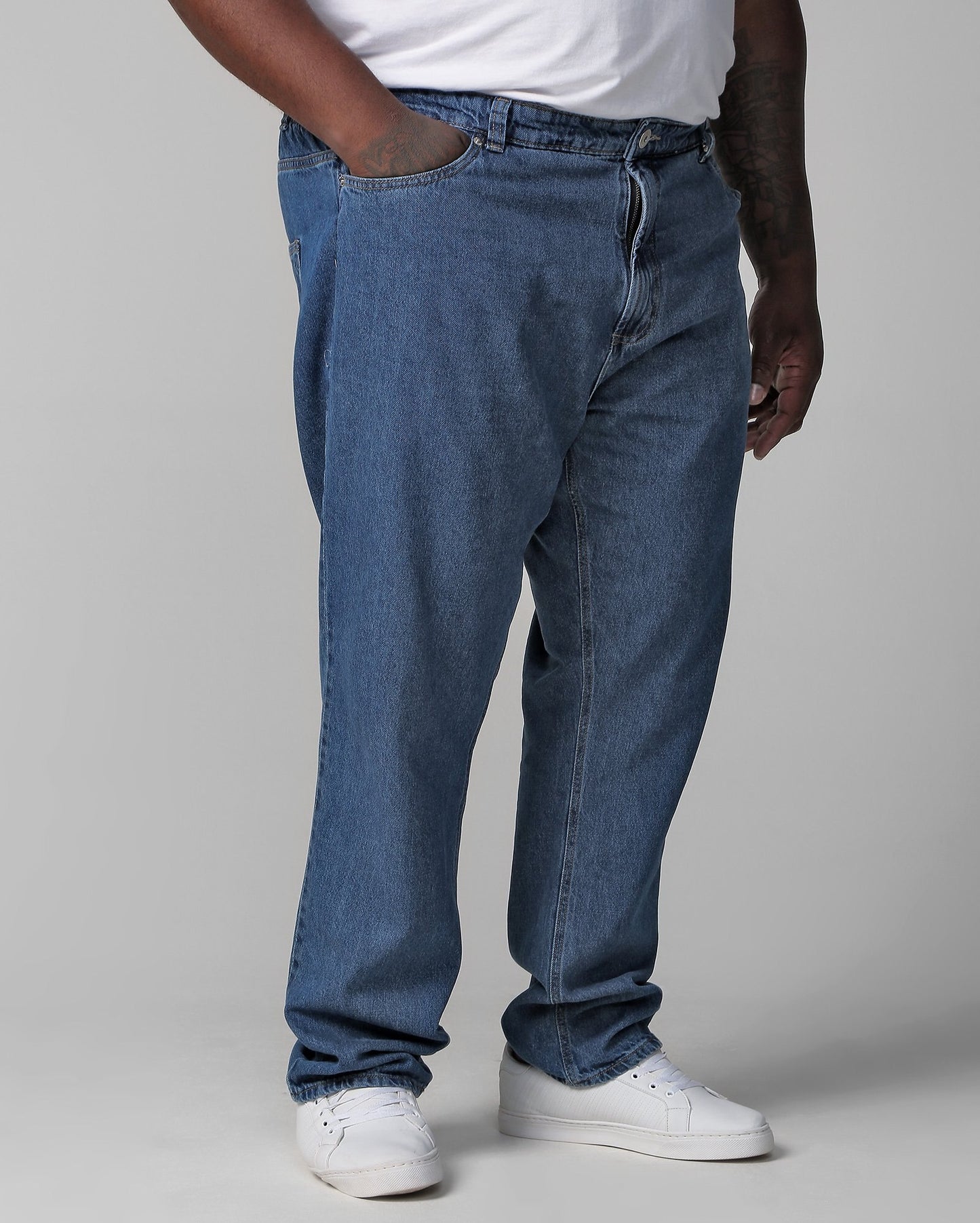 Men's Plus Size Slim Light Denim Jeans by Allman for Riachuelo
