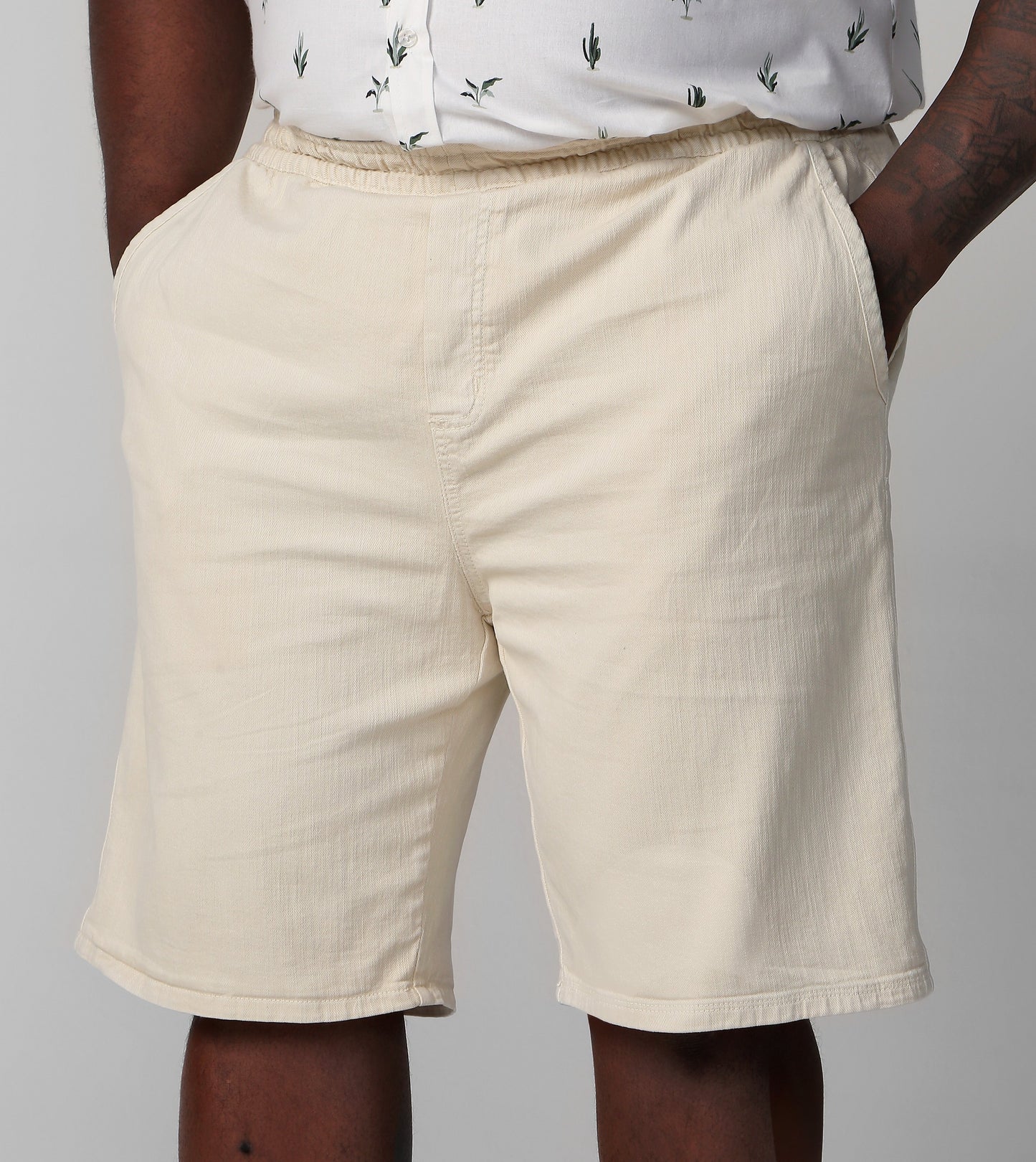 Men's Plus Size Straight Beige Denim Shorts by Allman for Riachuelo