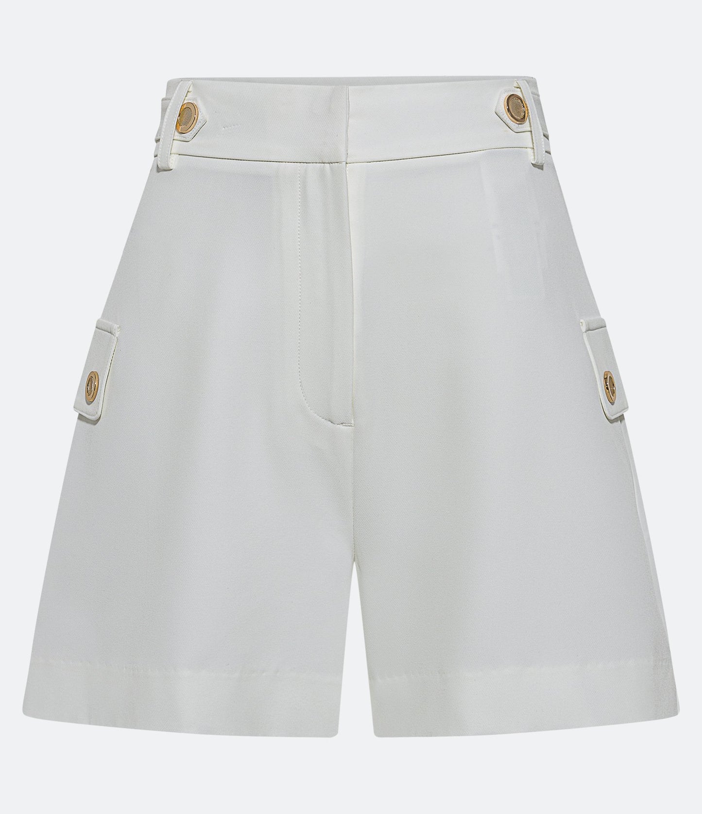 Shorts sob medida com detalhes de botões metálicos em off white
