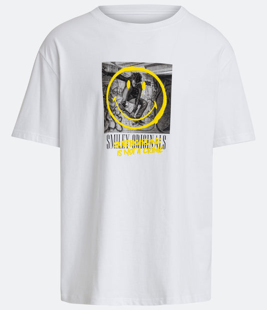 Camiseta relaxada em tecido de malha branca com estampa de smiley de patinação