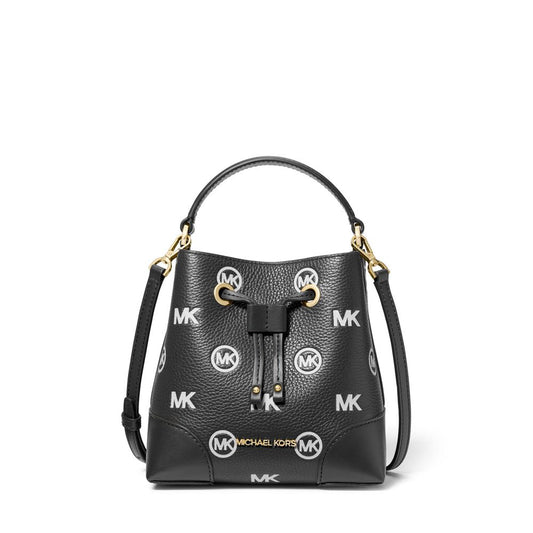 Bolsa versátil e refinada - Bolsa pequena de couro Mercer da Michael Kors