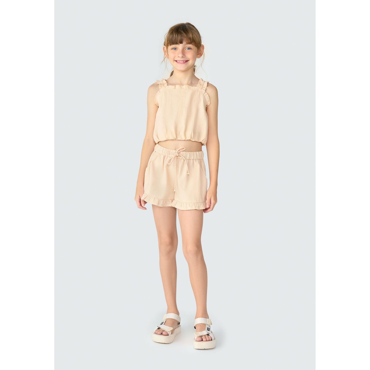 Pantaloncini da bambina con volant