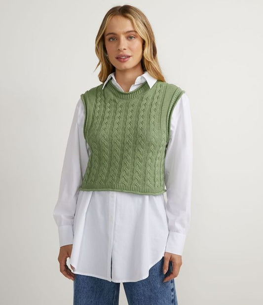 Gilet corto verde in maglia a cavi