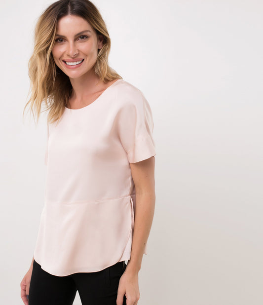 Blusa de Cetim Bege com Detalhe de Laço