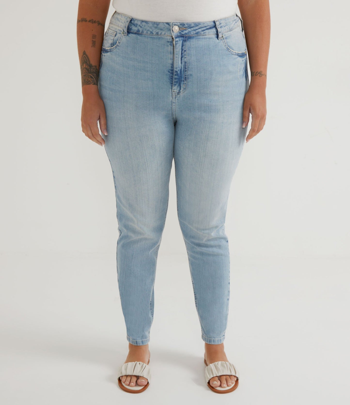 Jeans skinny con mini dettagli distressed, Curve e taglie forti, blu