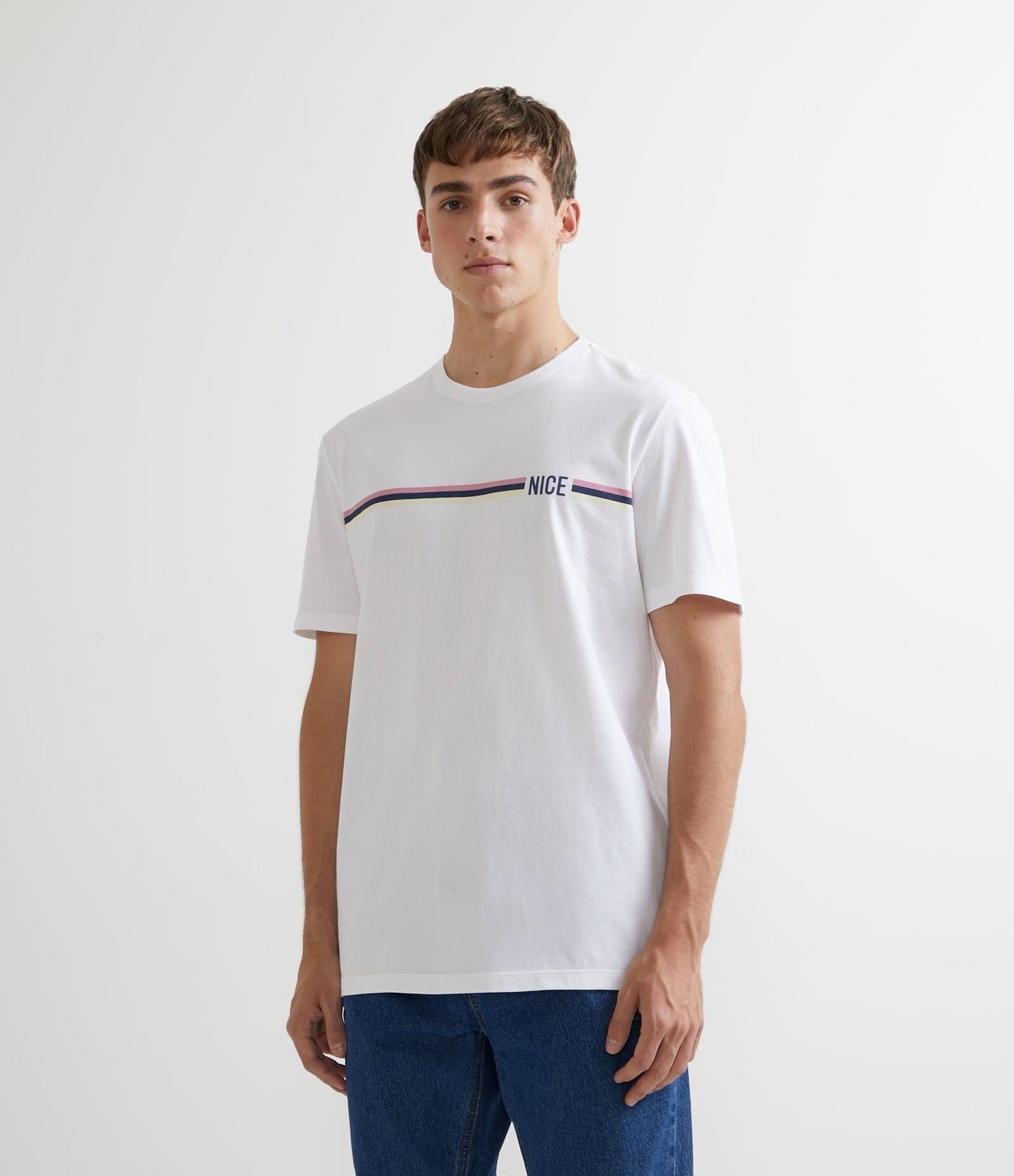 Maglietta bianca a maniche corte con stampa "Nice