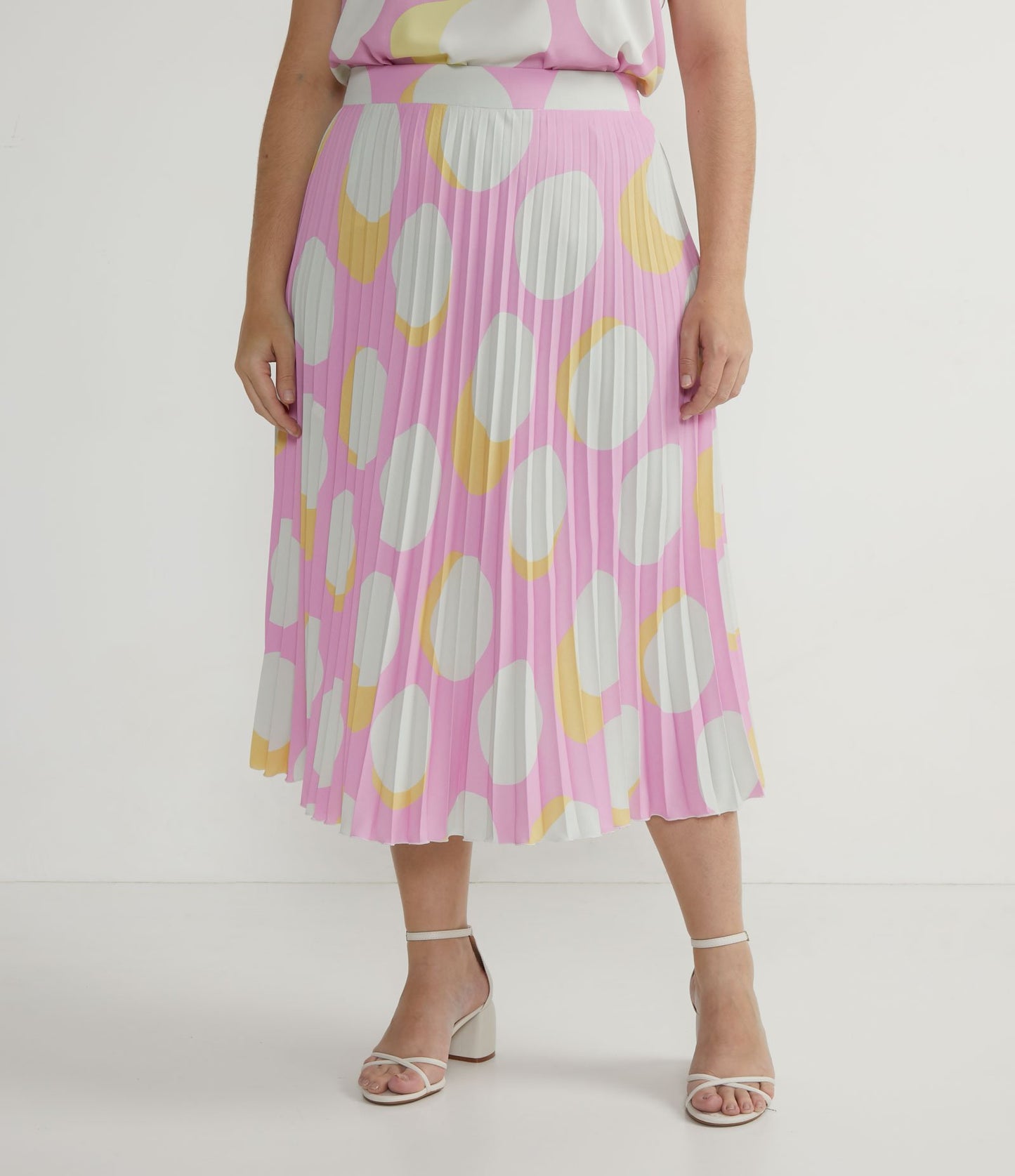 Gonna midi in crepe plissettata con stampa a pois in taglie forti e taglie forti - Rosa