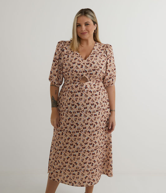 Vestido midi bege em crepe com estampa de leopardo e fenda frontal - Curve & Plus Size