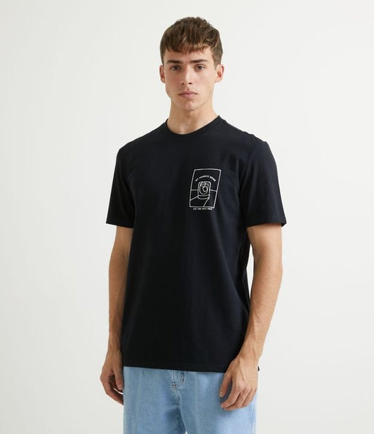 Camiseta preta de manga curta de algodão - Drink Vibes