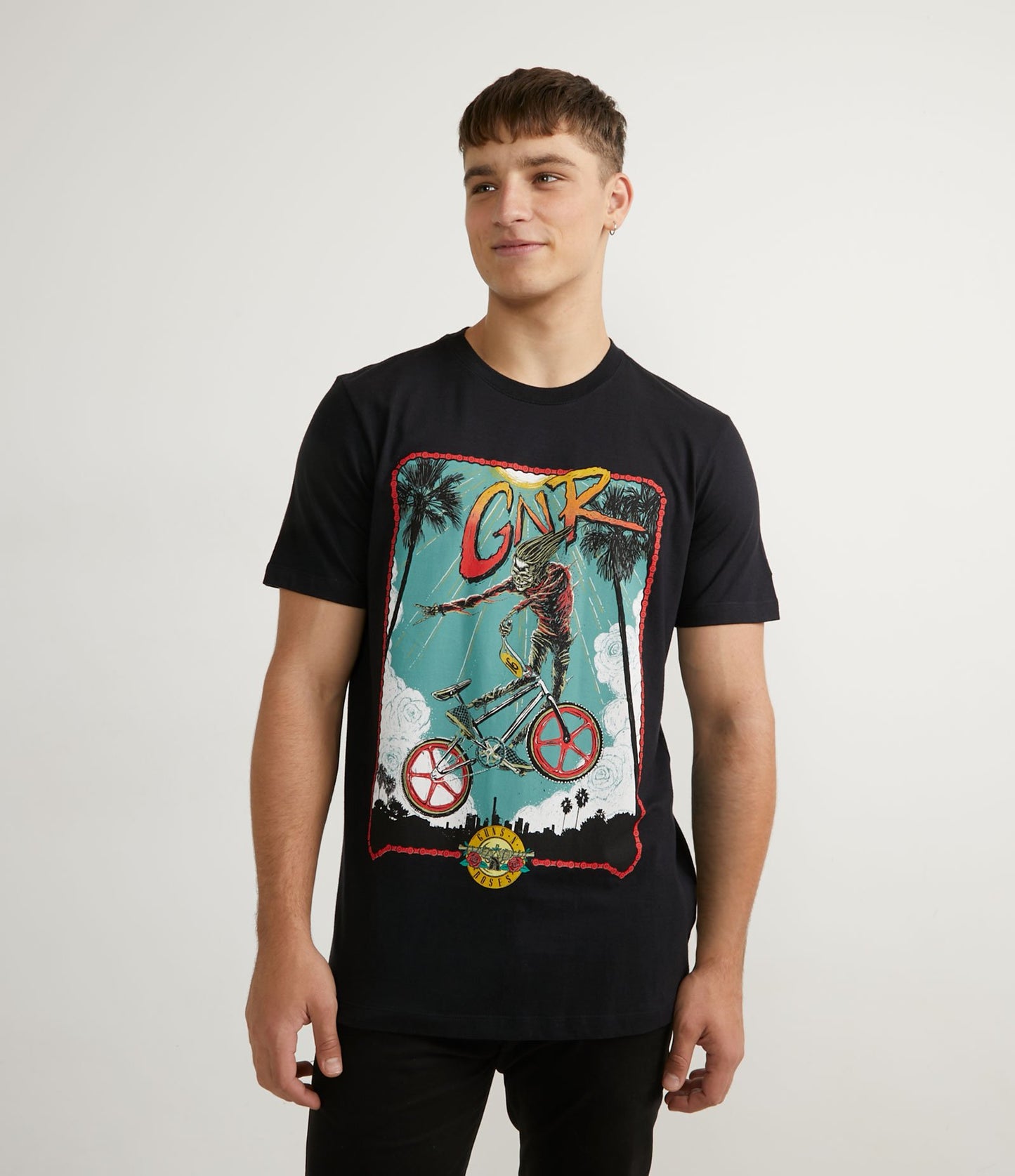 Camiseta de manga corta de punto suave con estampado de calavera de Guns N' Roses - Negra