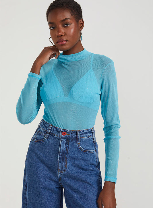 Blusa fina de tul