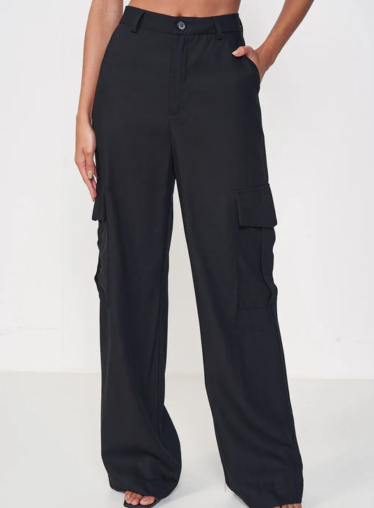 Women's Wide Leg Cargo Pants