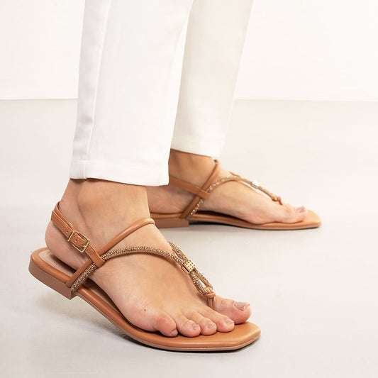 Sandália Flat Feminina com Tira de Strass Marrom da Ramarim