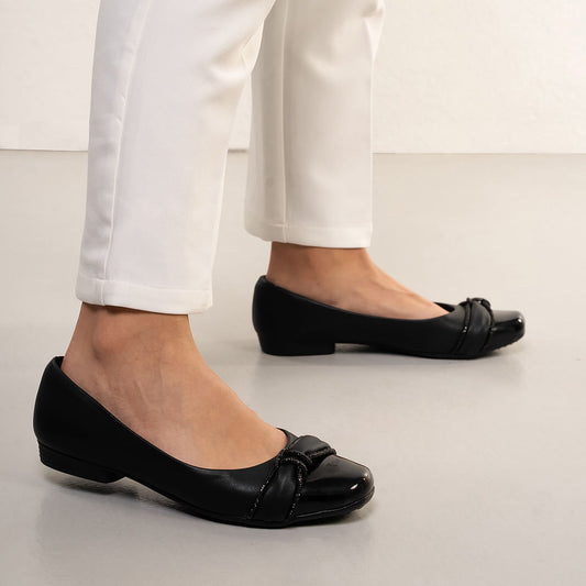Sapatilhas de balé Piccadilly pretas femininas com laço de strass