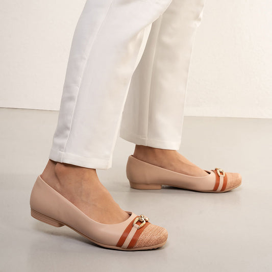 Flats Piccadilly com bico fino para mulheres em Rose