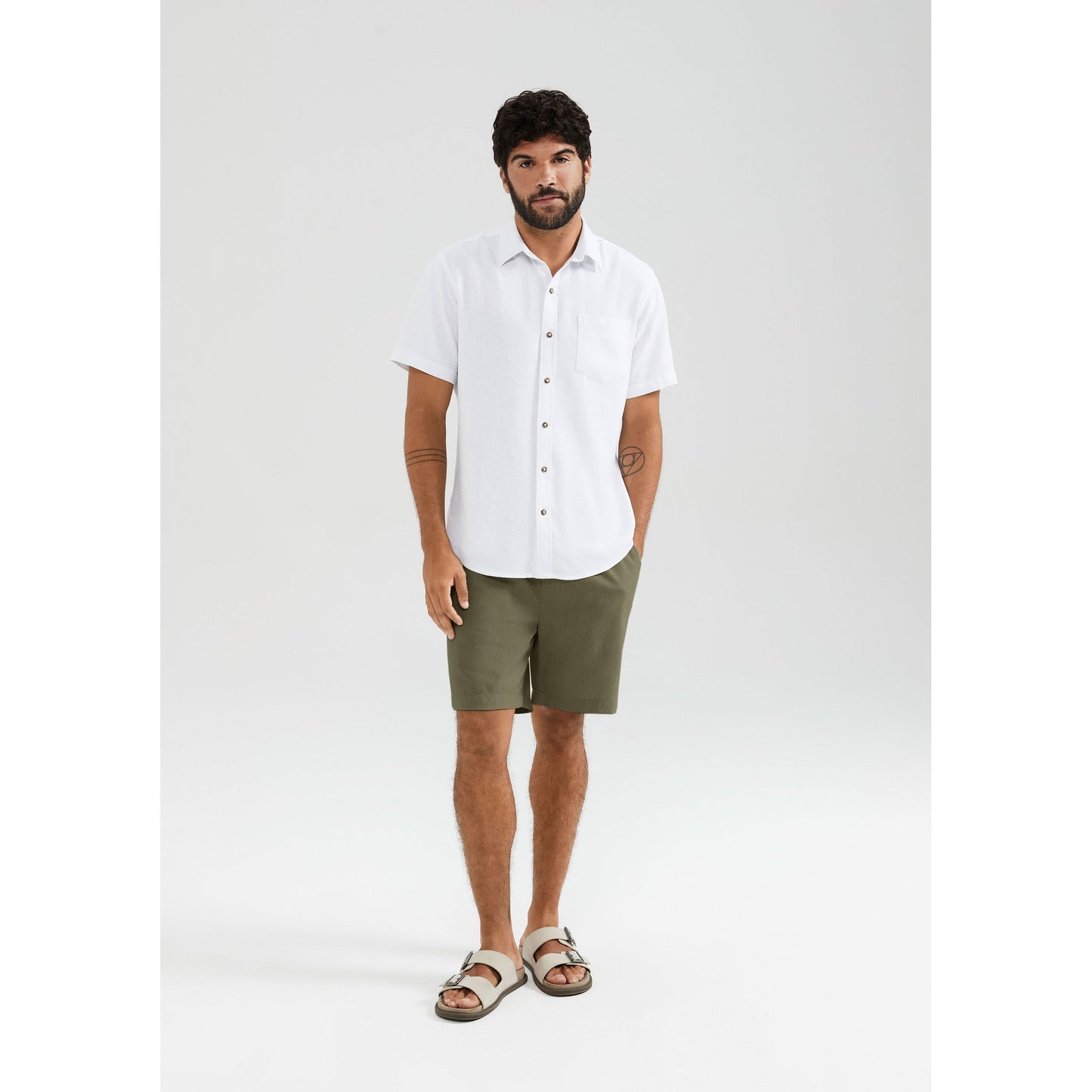 Pantaloncini di lino da uomo