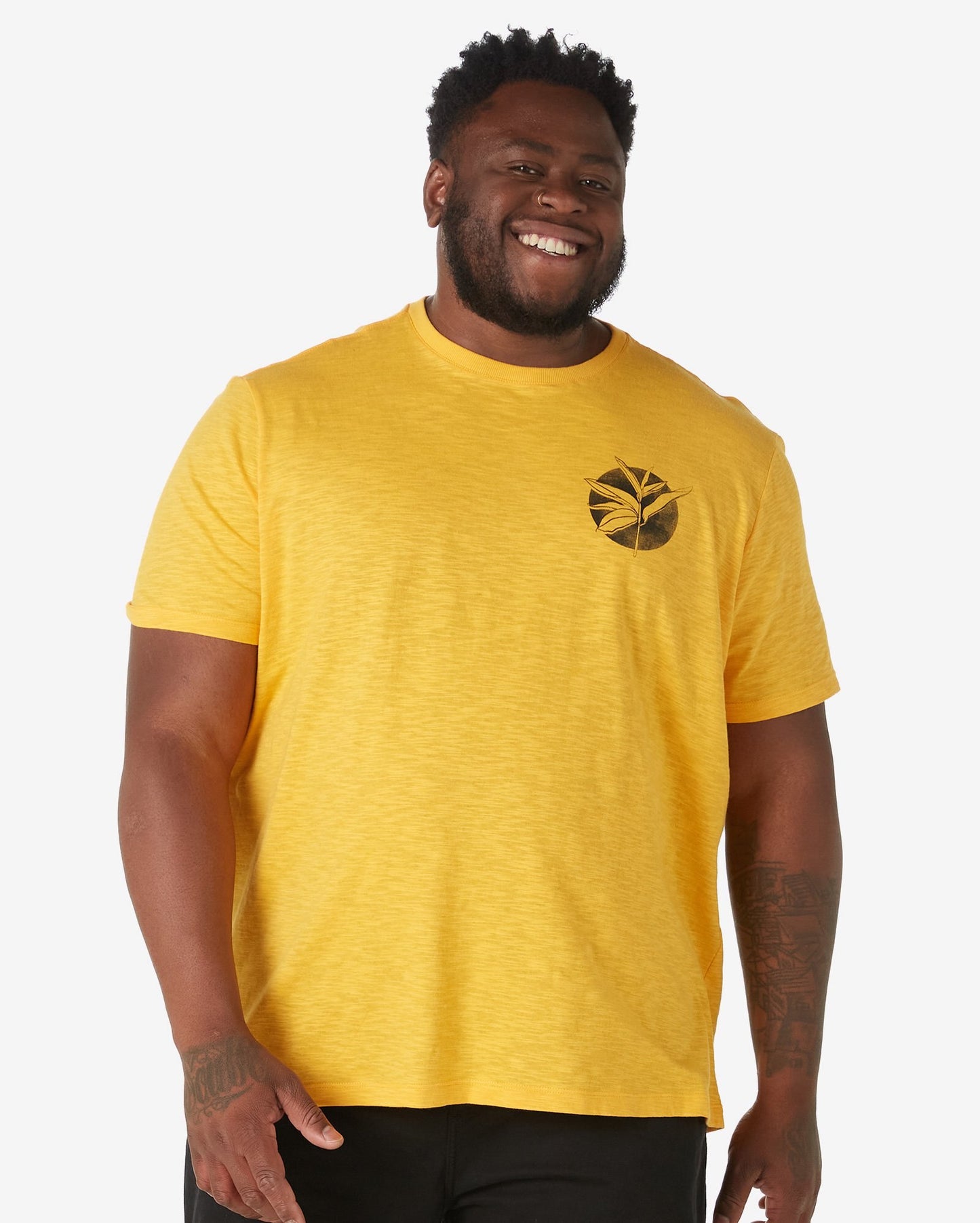 Men's Plus Size Short Sleeve Yellow Leaf Print T-Shirt by Allman for Riachuelo