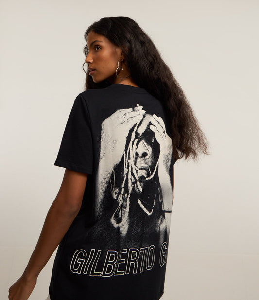 Gilberto Gil Camiseta larga de algodón negra estampada (anverso y reverso)