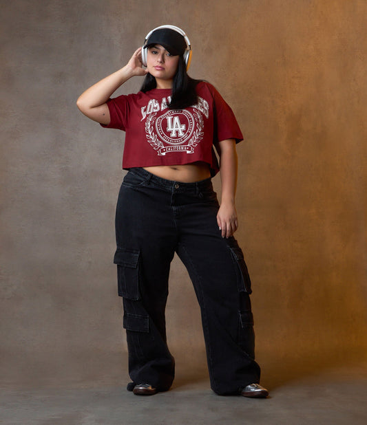 Calça jeans de perna larga com bolsos cargo - Curve e Plus Size - Preto
