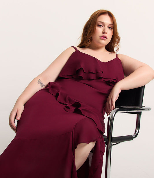 Vestido rojo midi de crepé con volantes, Curve & Plus Size