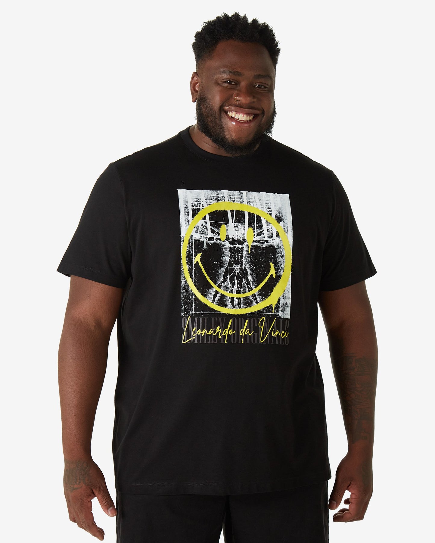Men's Plus Size Short Sleeve T-Shirt Smiley® Originals Vitruvian Man Black by Riachuelo