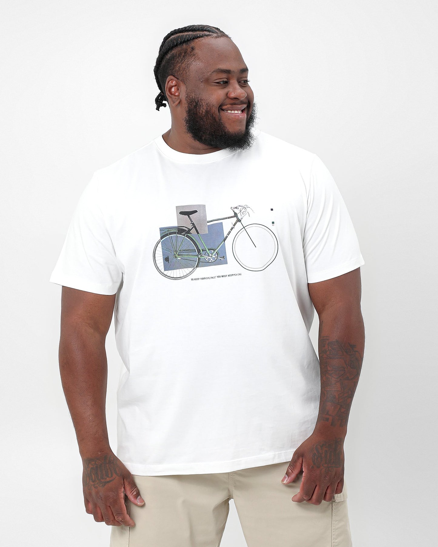 Camiseta masculina plus size branca para ciclistas - Original Plus da Riachuelo