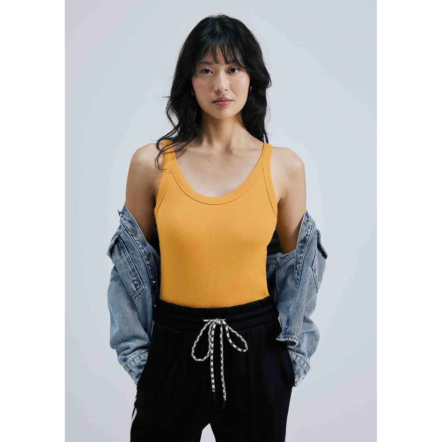 Camiseta de tirantes Basic Slim Fit acanalada para hombre