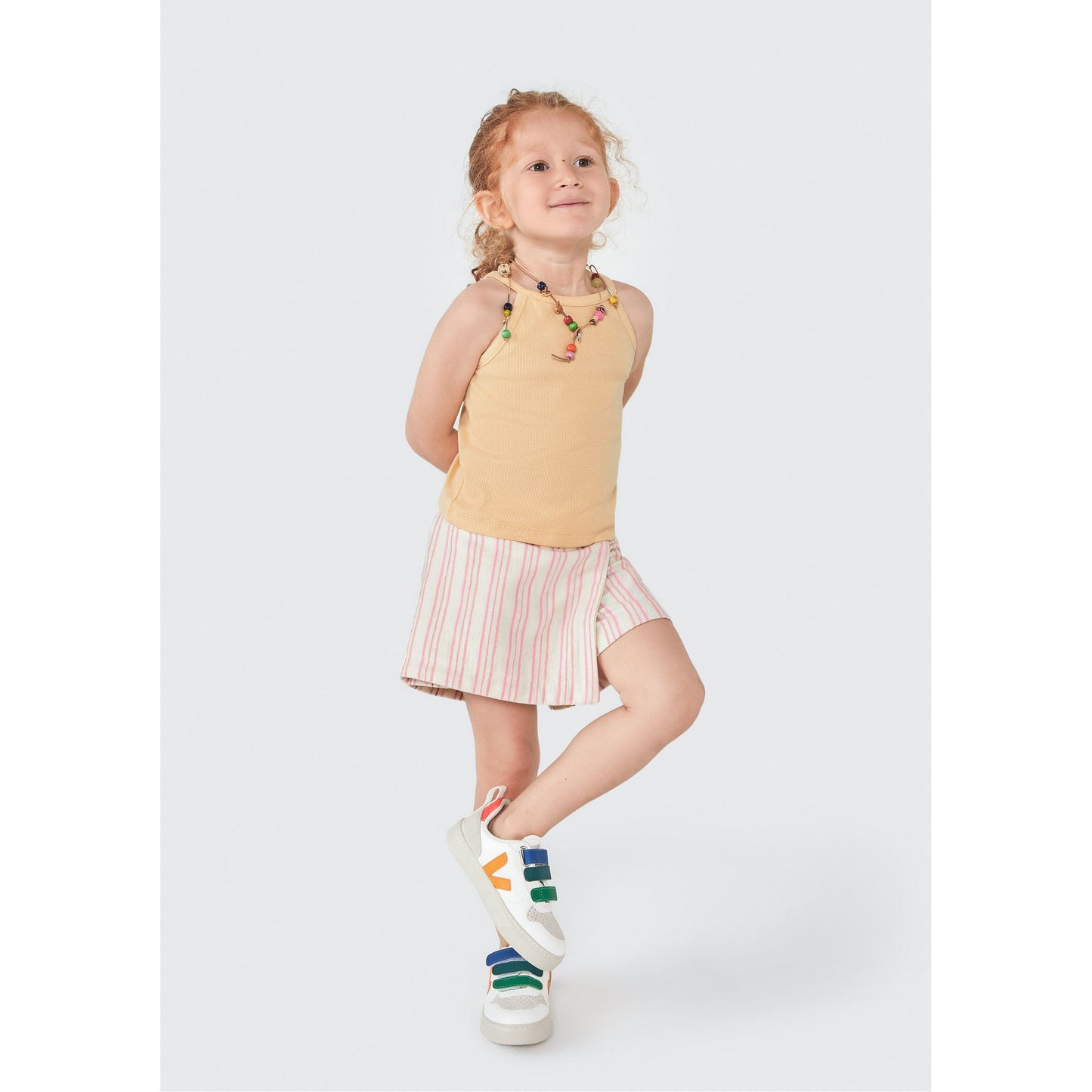 Camiseta de tirantes acanalada para niña