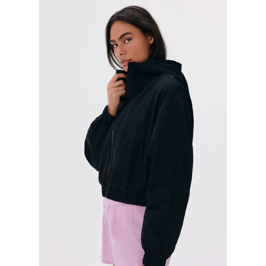 Chaqueta deportiva corta para hombre con tejido de secado rápido