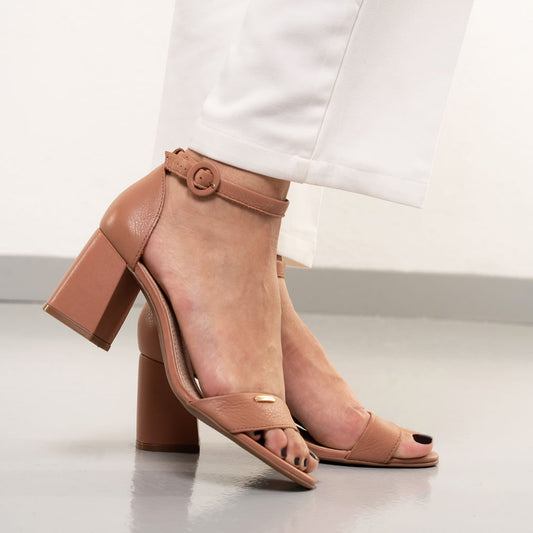 Sandália feminina Bottero Nude Classic Block Heel