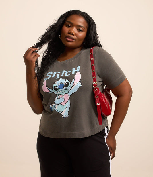 Blusa cropped de algodão preto lavado com estampa de pontos - Curve e Plus Size