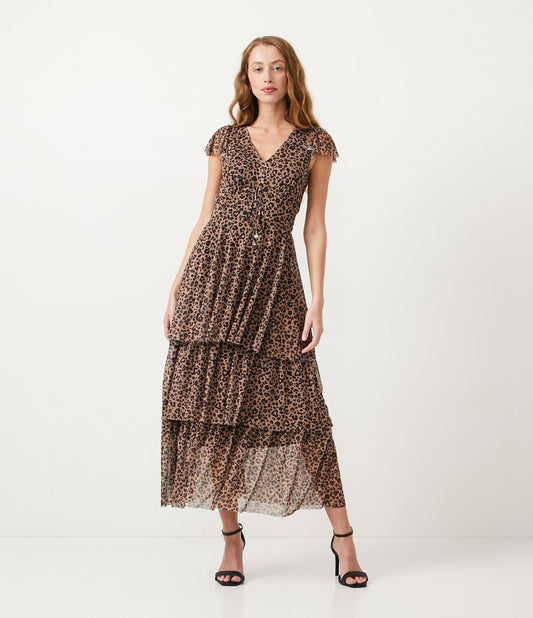 Vestido midi de tule com estampa animal de leopardo e saia marrom em camadas