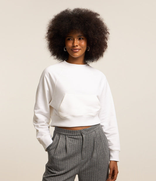 Sudadera blanca con bolsillos