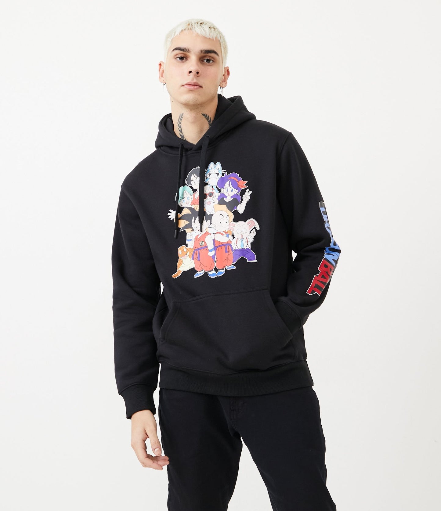 Moletom com capuz canguru estampado Dragon Ball preto