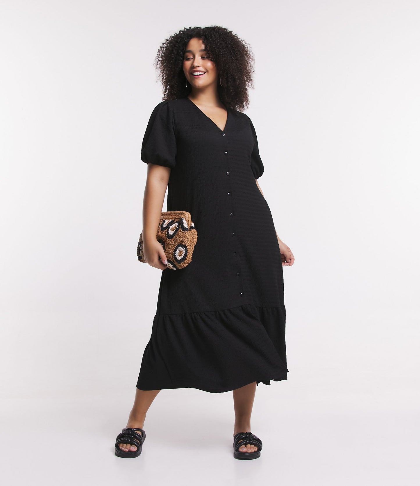 Vestido midi texturizado com botões, Curve & Plus Size, preto