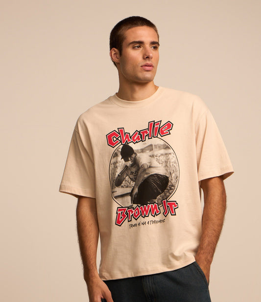 Boxy Cotton T-Shirt with Pink Charlie Brown Jr. Print