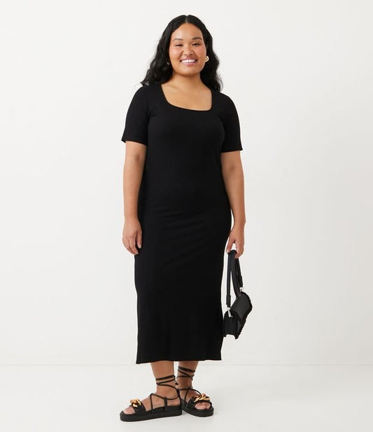 Vestido preto midi com nervuras e decote quadrado - Curve e Plus Size