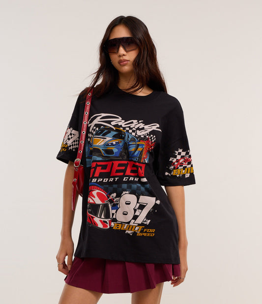 Camiseta Preta Oversized de Algodão com Estampa Gráfica de Corrida