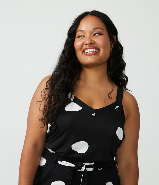 Top com alça de lycra de viscose com bolinhas pretas - Curve & Plus Size