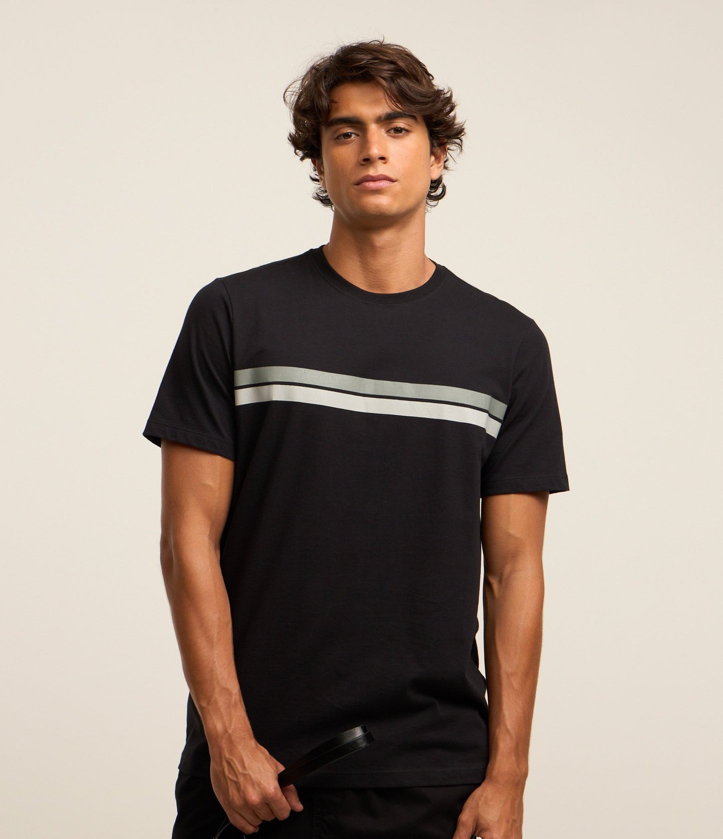 Camiseta regular de algodón con rayas negras