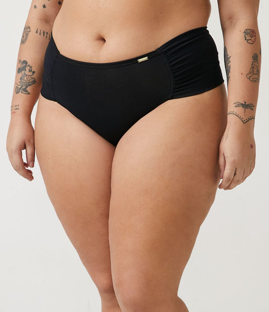 Braguita de bikini drapeada lateral negra - Curvas y tallas grandes