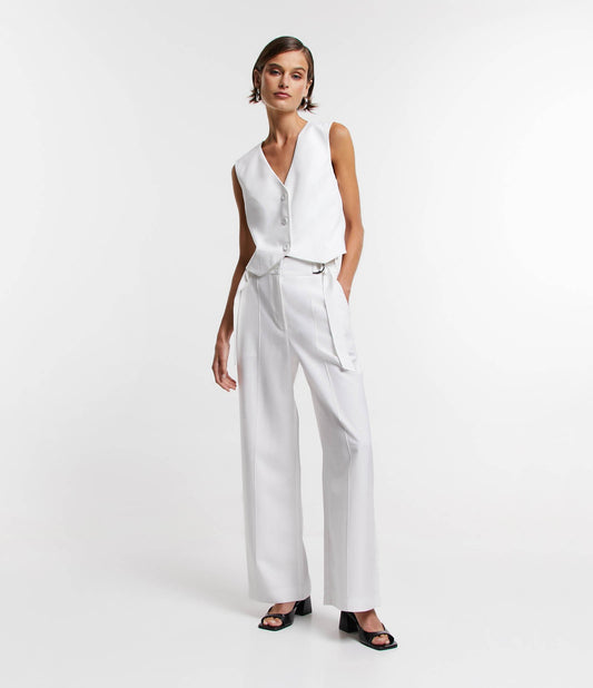 Calça de viscose de perna larga com fivelas na cintura e bolsos off-white