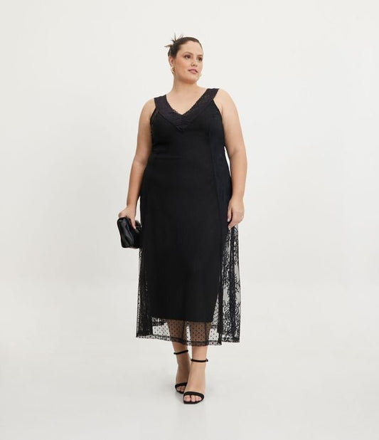 Vestido midi de tule preto com decote em V - Curve e Plus Size