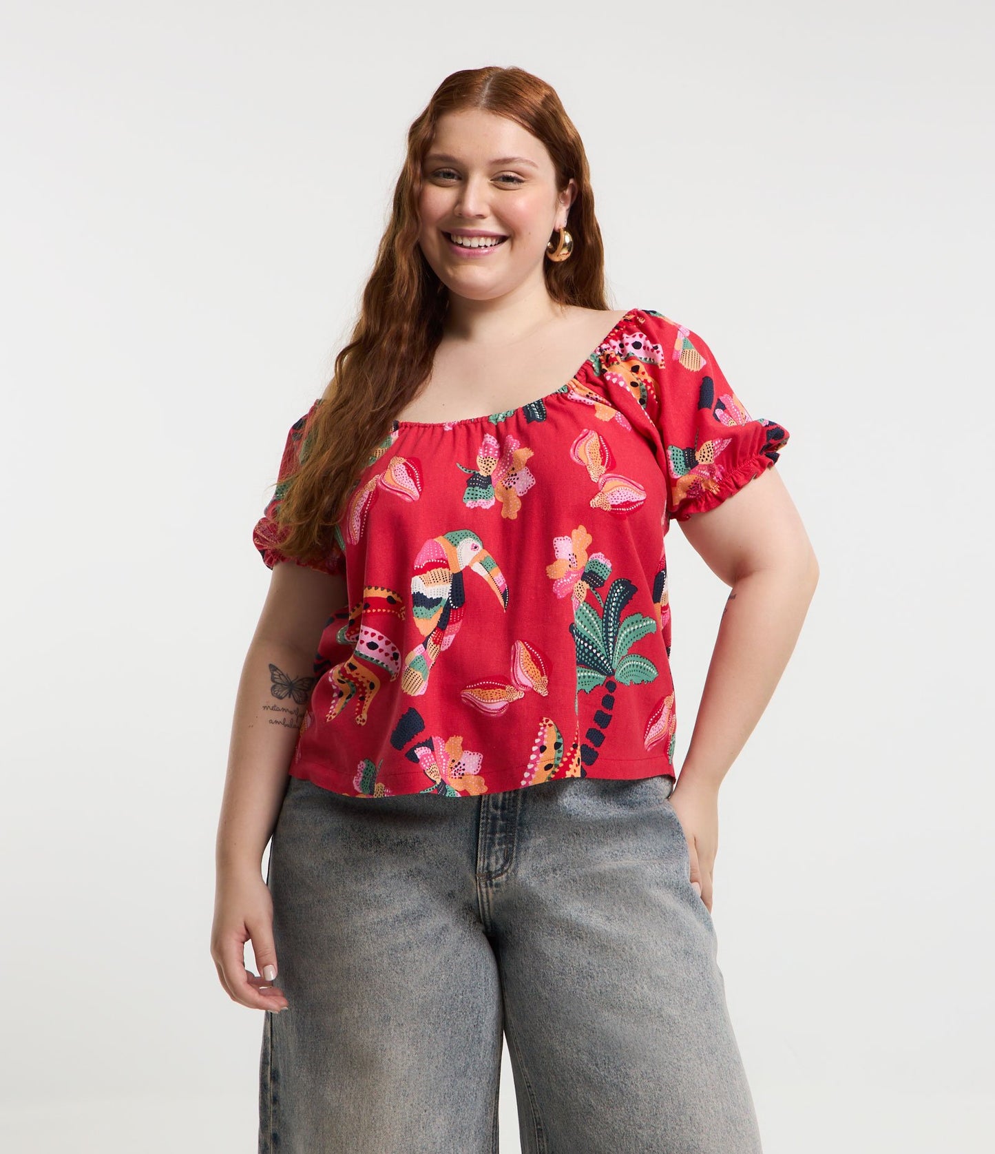 Blusa estampada de linho viscose com mangas bufantes, Curve & Plus Size, vermelha