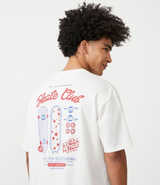 Camiseta relaxada em tecido de meia malha com estampa do Skate Pizza Club - Branco