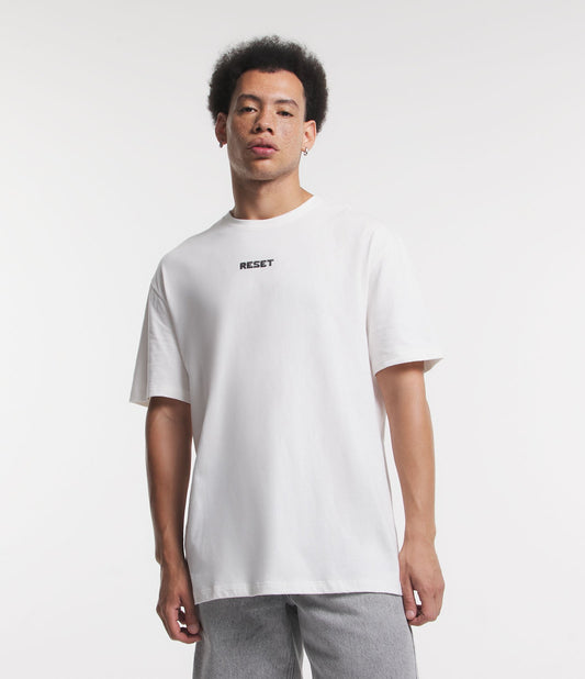 Camiseta off-white de ajuste regular com design de letras 3D