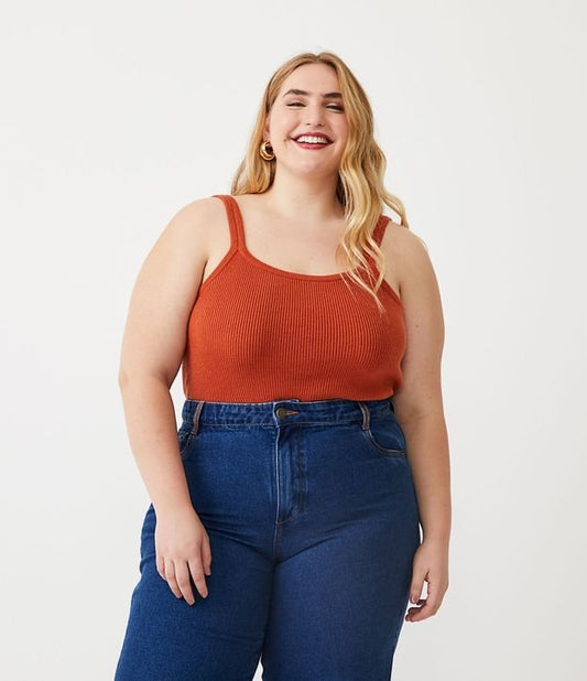 Top con cinturino in maglia marrone - Curve e taglie forti