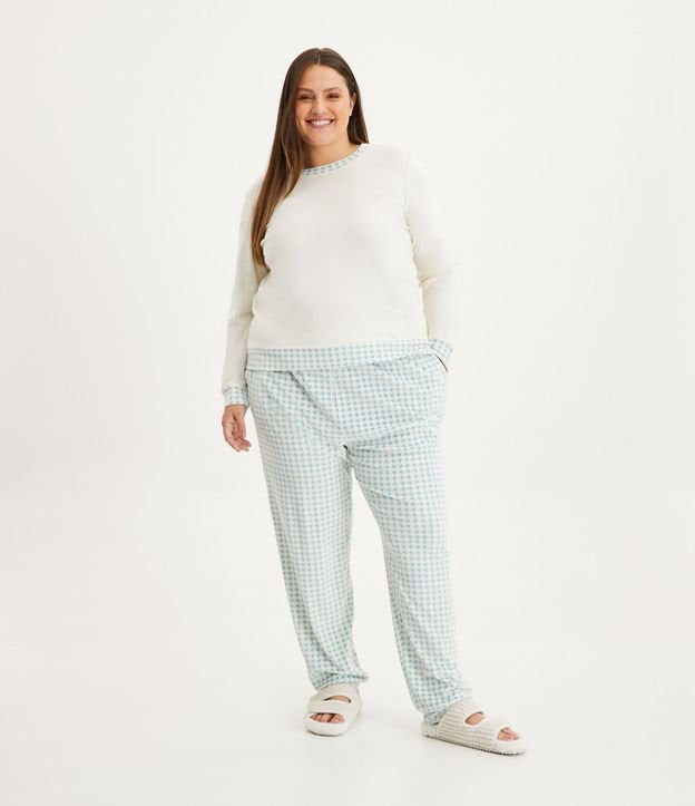Pijama longo de pelúcia com estampa xadrez, tamanho grande e curvilíneo, off white