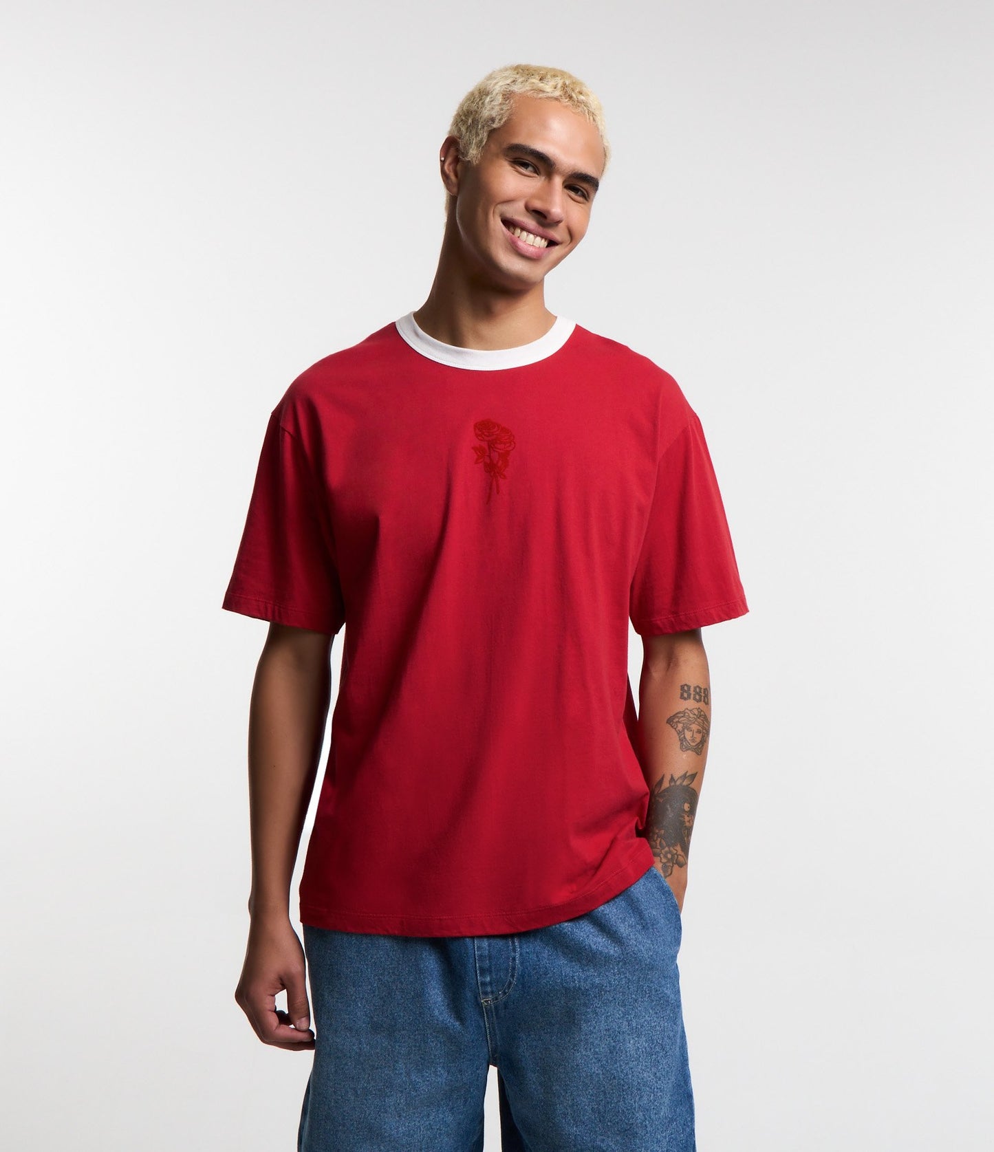 Boxy Cotton T-Shirt with Contrasting Collar and Red Rose on Chest