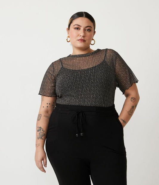 Blusa de manga curta com sobreposição de tule, Curve & Plus Size, preta